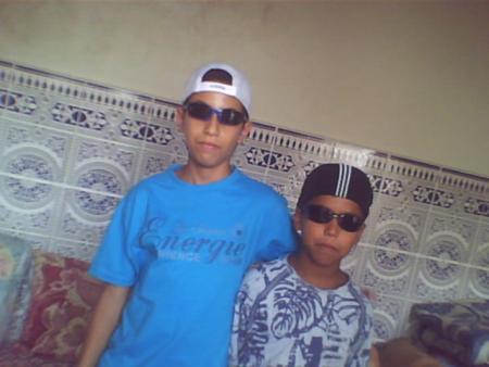 moi avec mon meilleur copin oussama